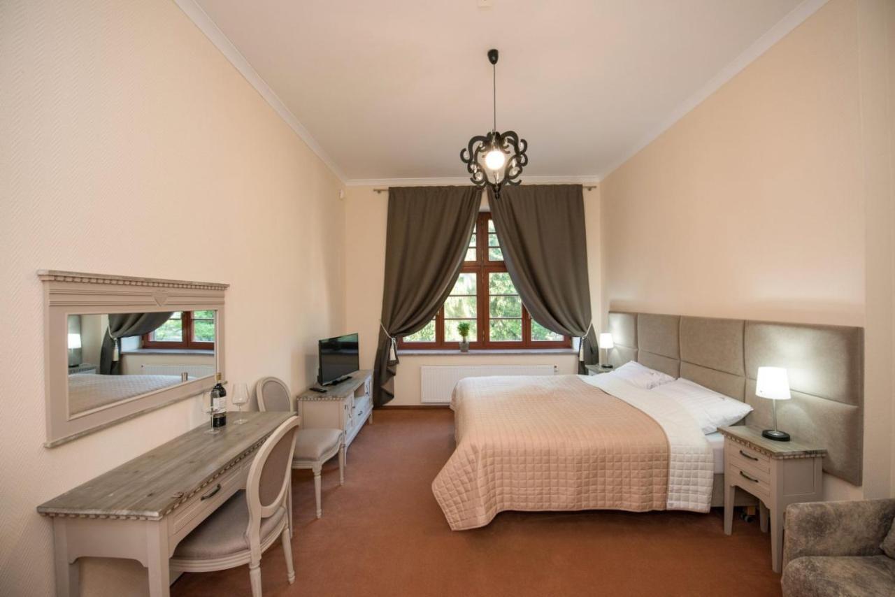 Kaiserhof Krynica Morska 아파트 호텔 외부 사진