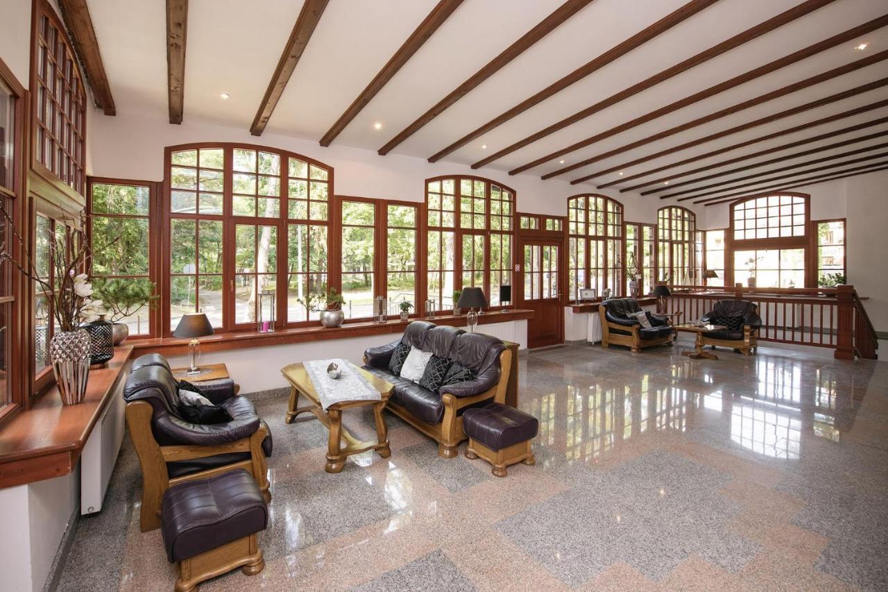 Kaiserhof Krynica Morska 아파트 호텔 외부 사진
